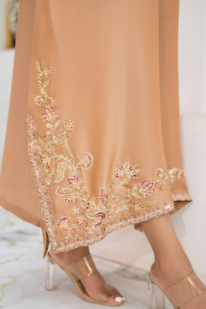Shehzadi Caramel