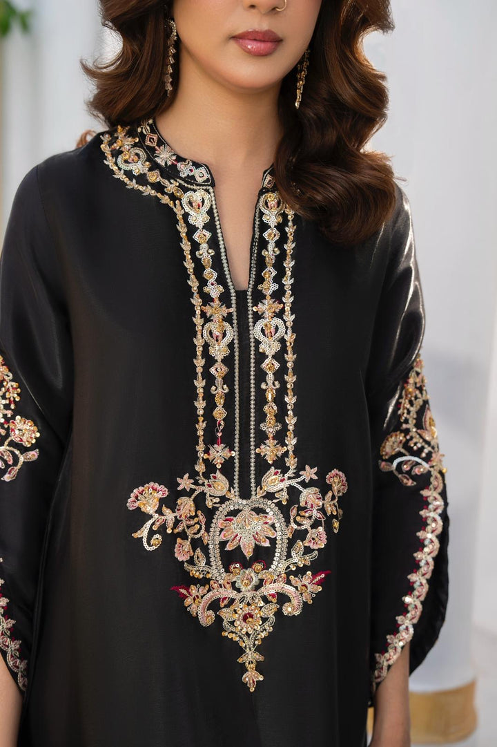 Black Kaftan